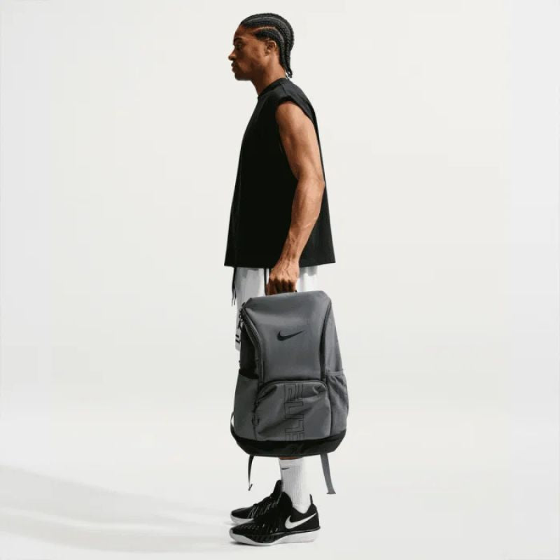 Nike Varsity Elite Backpack 32L uniwersalny hátizsák HM9965-068