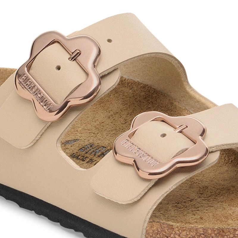 Birkenstock ARIZONA FLOWER BUCKLE KIDS 1030439 SANDCASTLE flip-flops (standard width) utcai cipő