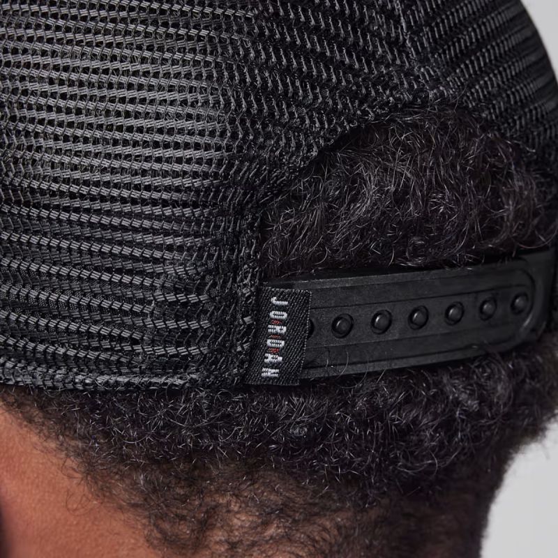 AIR Jordan Big Kids' Metal Jumpman Trucker Cap - uniwersalny hats, caps