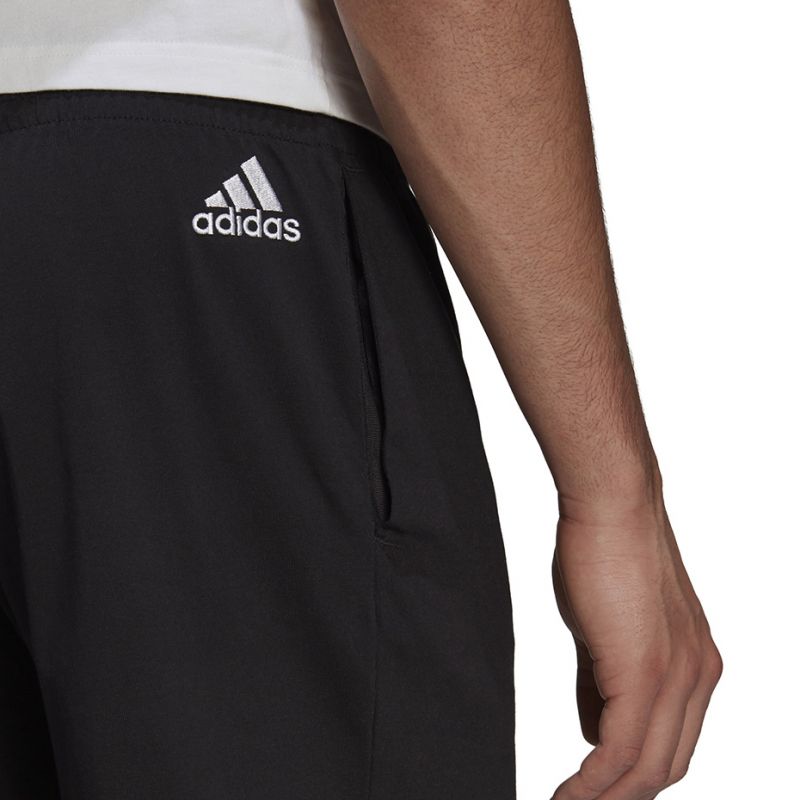 adidas AeroReady Essentials Linear Logo Shorts M GK9604 Ruházat