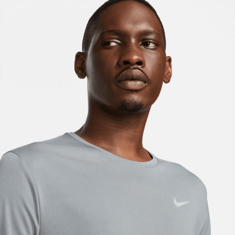 Nike Dri-FIT Miler M DD4576-084 T-shirt Póló