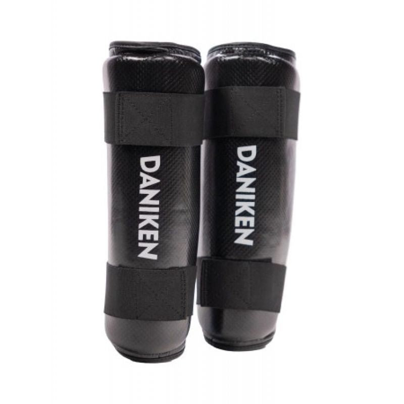 Inny Daniken CLASSIC Shin Guards Védőfelszerelés fekete