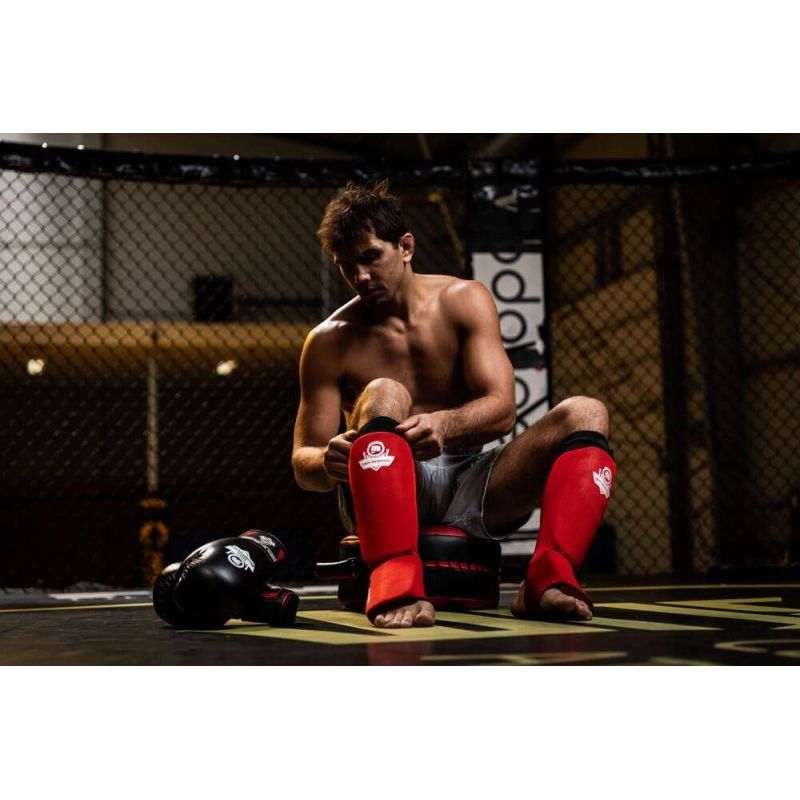 DBX Bushido Flexible Shin Guards - Shinrage Red piros protectors and knee pads