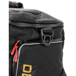 DBX Bushido 3-in-1 sports with backpack function táska