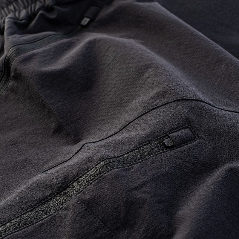 Radvik Xray Gts fekete shorts, pants