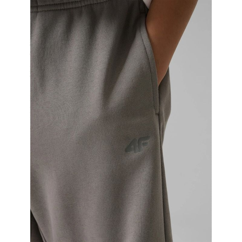 4F Boys' sweatpants 158/164 ruházat 4FJRSS26TSHOM0910-25S
