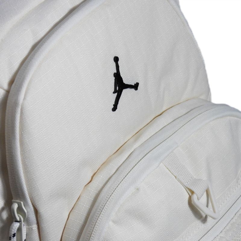 AIR Jordan Jam Blacktop Backpack 25L Pale Ivory - uniwersalny hátizsák