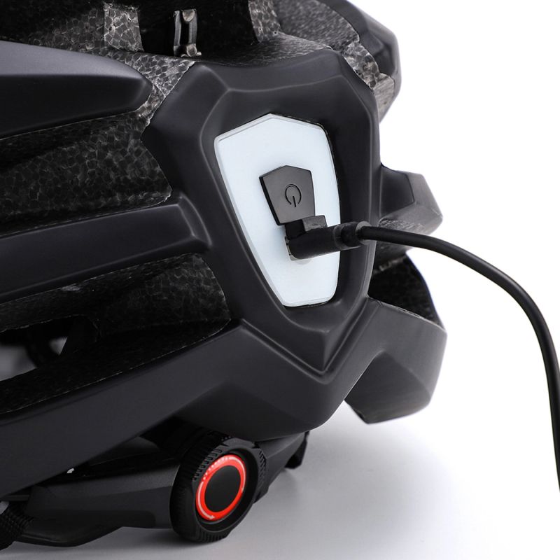 Wozinsky MTB Bike Helmet with Removable Visor and Rear USB Light L - Black czarny védőfelszerelés HT-28VCB-199833