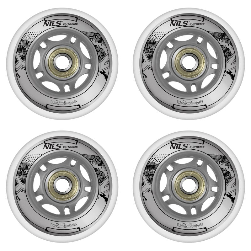Nils Extreme PU 84x24 82A TRANSPARENT (4 pcs) + ABEC-7 CHROME (8 pcs) SET görkorcsolya 16-32-018