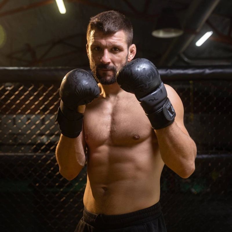 DBX Bushido MMA Sparring Gloves - Black Dragon - Valor Series fekete kesztyű