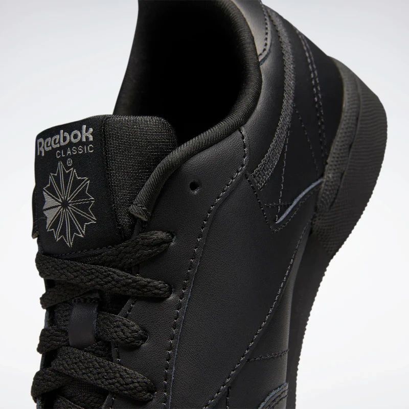 Reebok CLUB C /CHARCOAL-INT sneakers ( ) fekete cipő