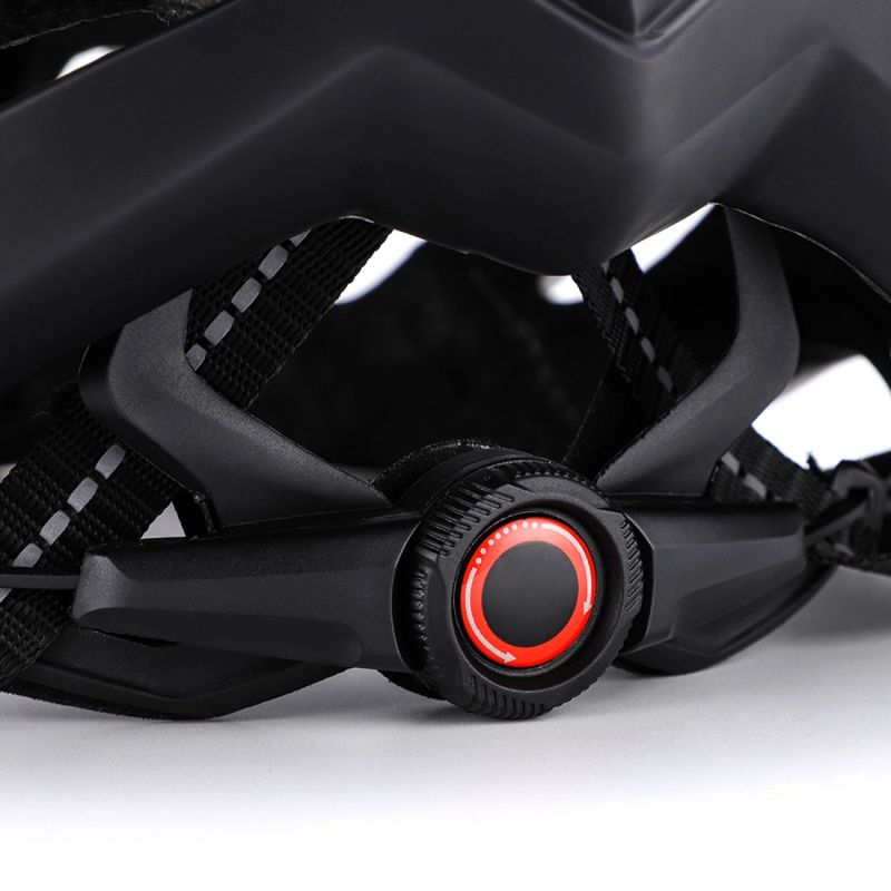 Wozinsky MTB Bike Helmet with Removable Visor and Rear USB Light L - Black czarny védőfelszerelés HT-28VCB-199833