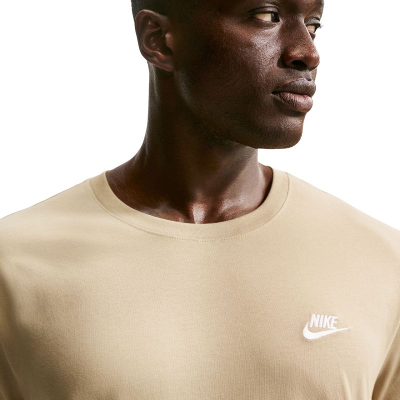 Nike Club Tee Men's T-Shirt bézs ruházat