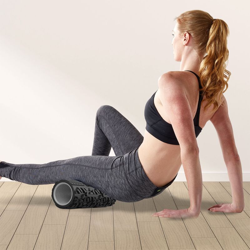 Gaiam Textured Foam Roller edzőfelszerelés 64062