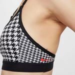 Nike_ Nike Dri-FIT Indy Icon Clash Women\'s Light-Support Padded T-Back Sports Bra Sportmelltartó - Sportmania.hu
