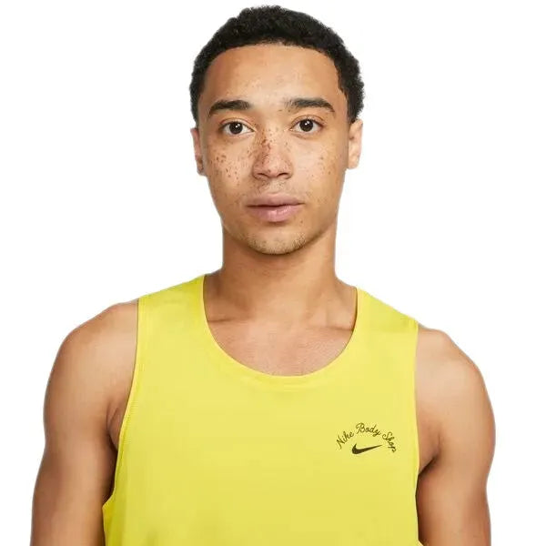 NIKE DRI-FIT MILER MEN\"S RUNNIG Atléta