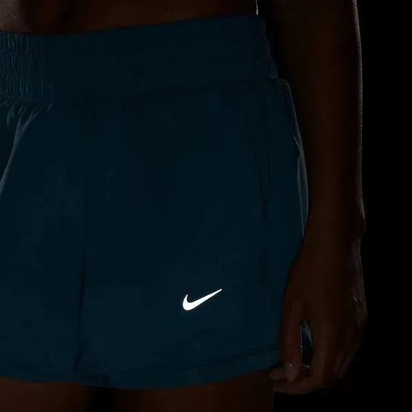 Nike_ Nike Dri-FIT One-Women\'s Mid-Rise 3\" 2-in-1 Short - Sportmania.hu