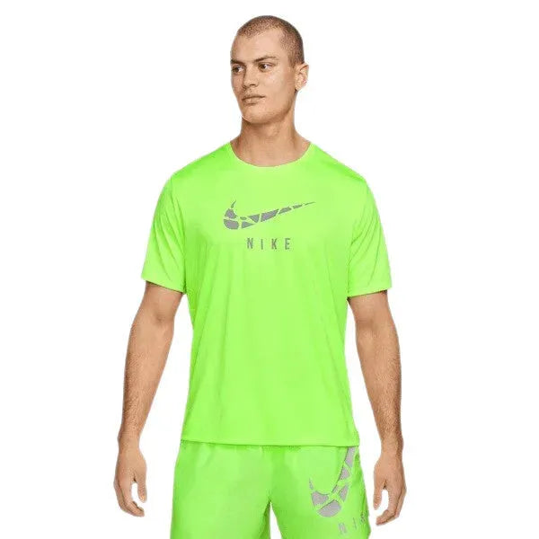 Nike_ Nike Dri-FIT Run Division Men\'s Sho férfi Póló