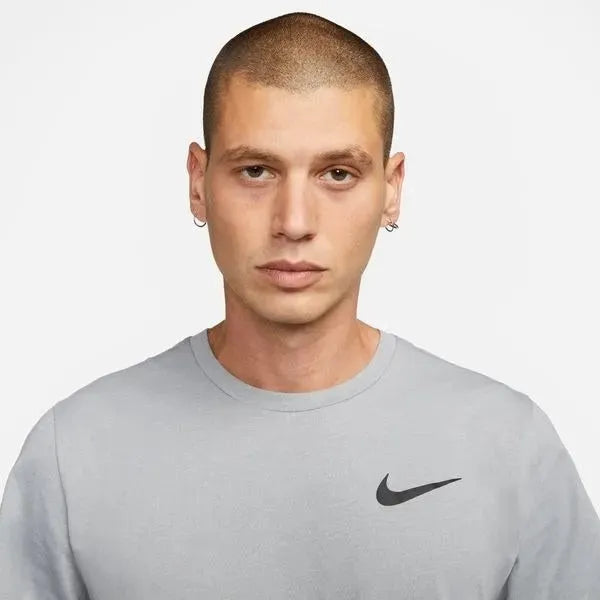 Nike_ Nike Pro Dri-FIT-Men\'s Short-Sleeve Top Póló - Sportmania.hu