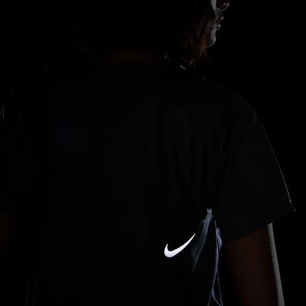 Nike NOS DRI-FIT RACE WOMEN"S SHOR Póló - Sportmania.hu