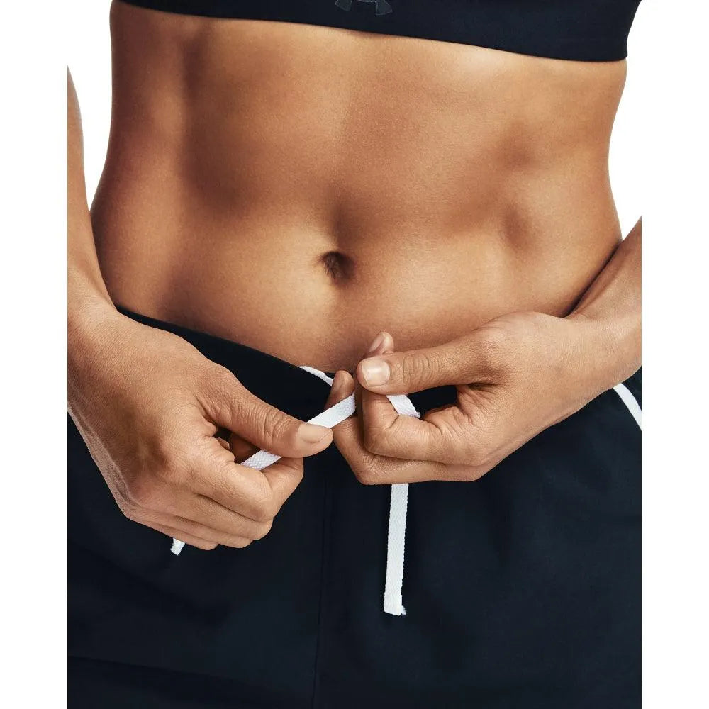 Under Armour Fly By 2.0 női, fekete rövidnadrág